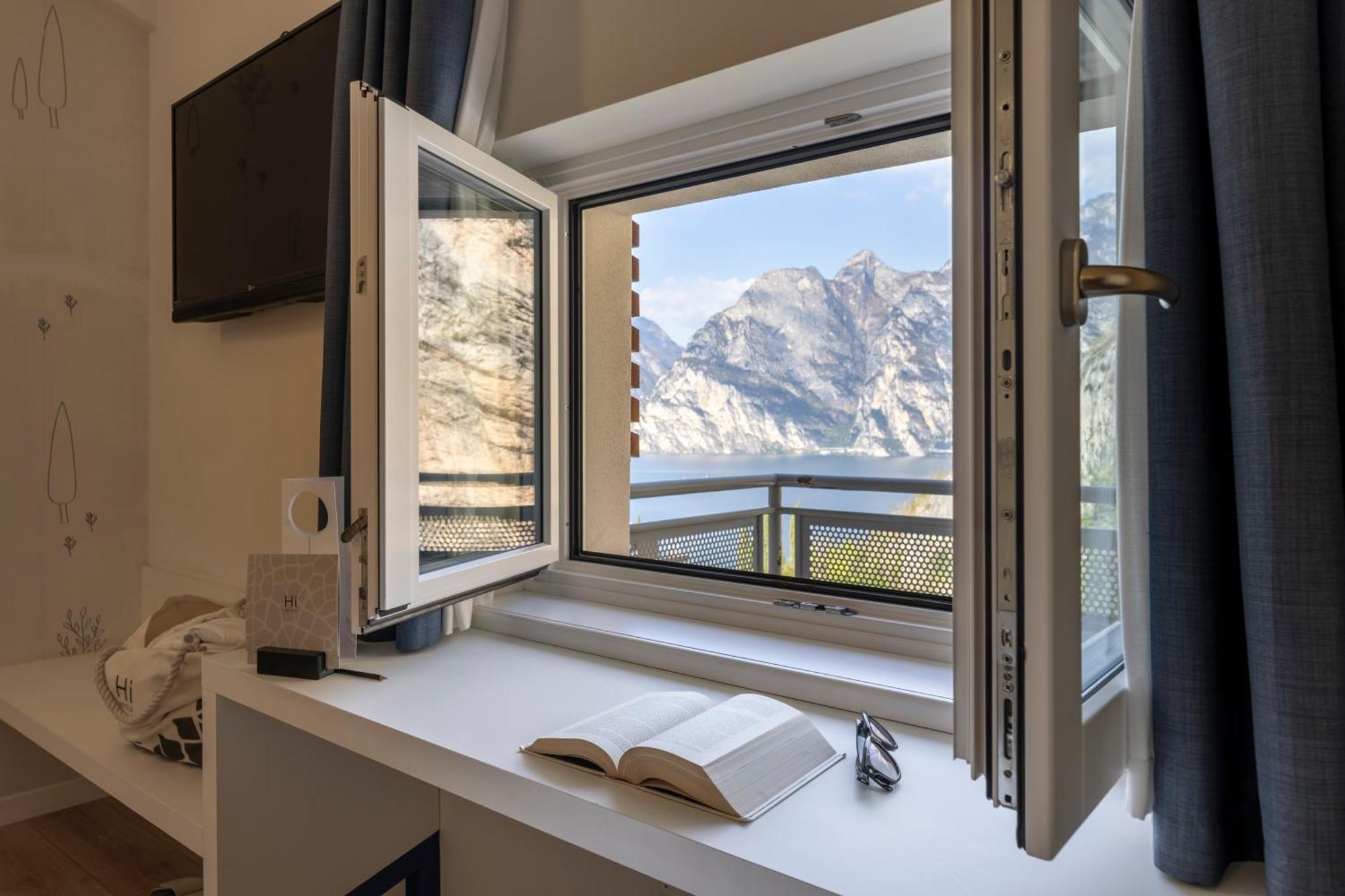 Hi Hotels Torbole - Pool & Spa Torbole Sul Garda Luaran gambar
