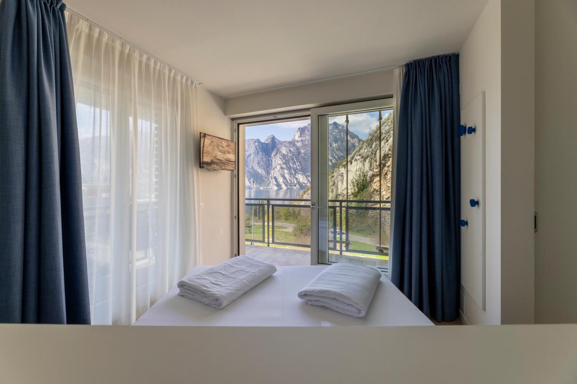 Hi Hotels Torbole - Pool & Spa Torbole Sul Garda Luaran gambar