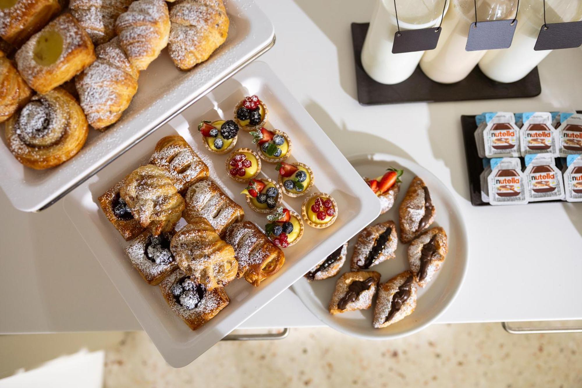Hi Hotels Torbole - Pool & Spa Torbole Sul Garda Luaran gambar