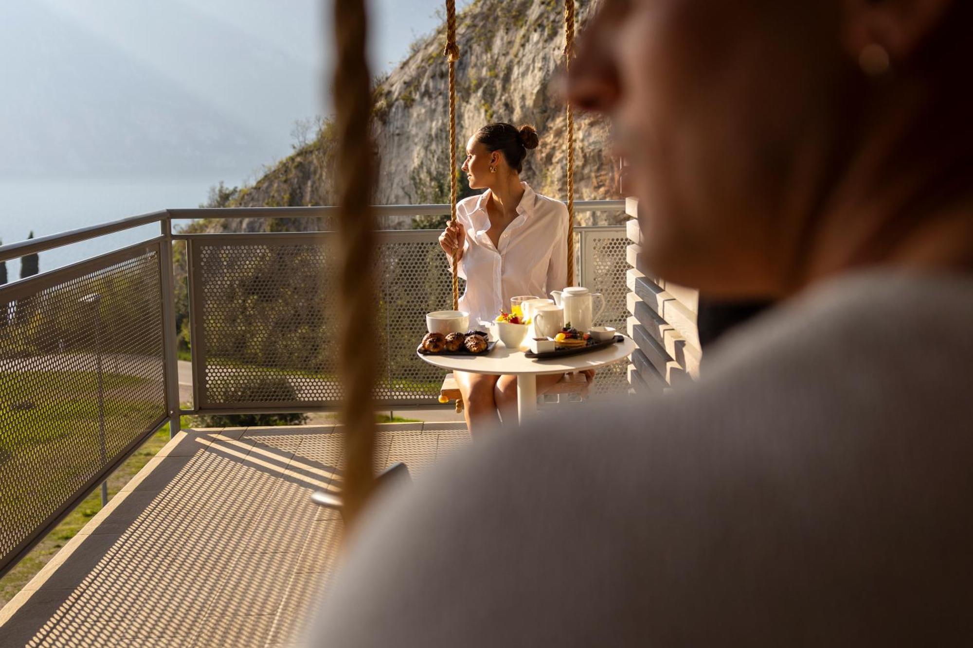 Hi Hotels Torbole - Pool & Spa Torbole Sul Garda Luaran gambar