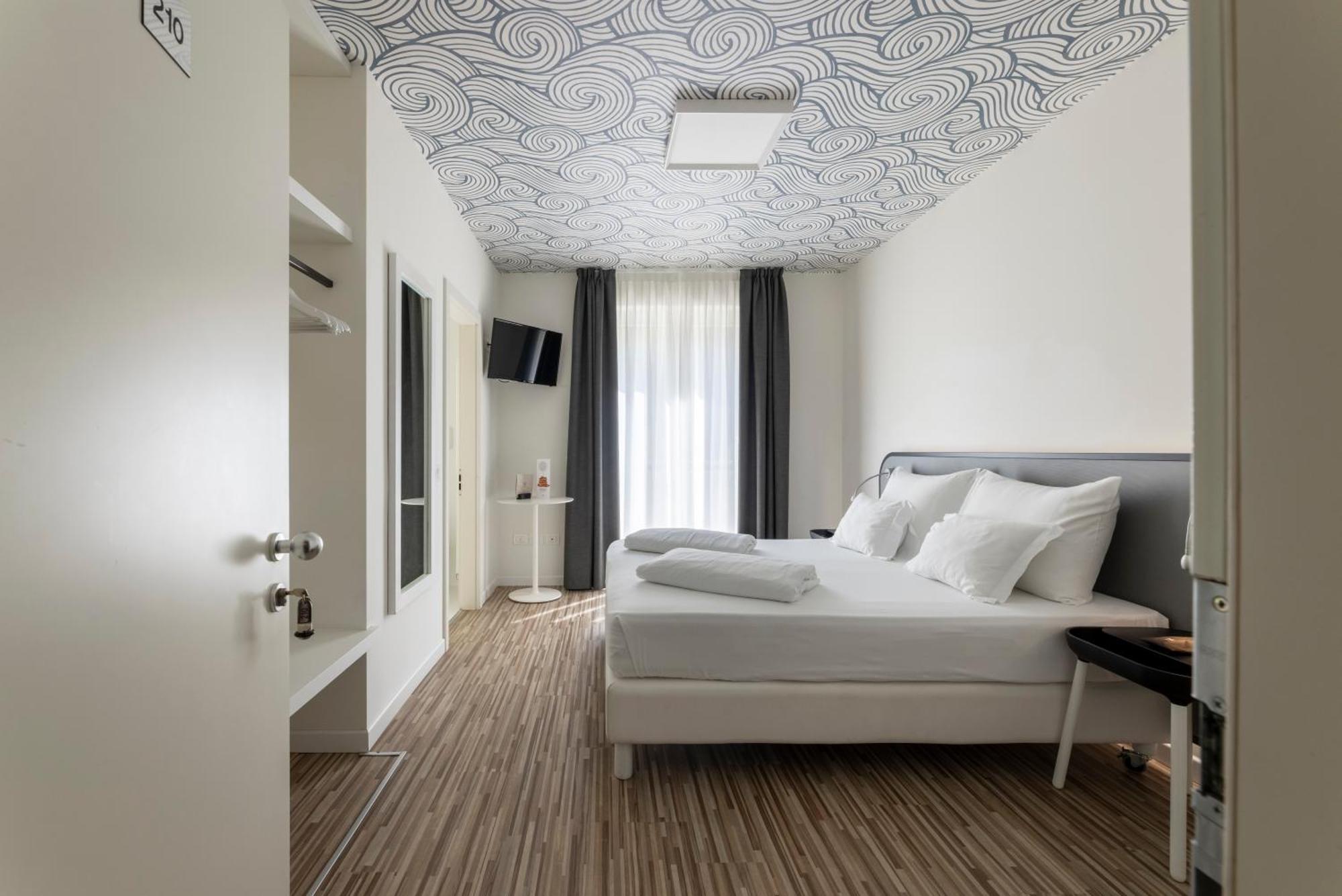 Hi Hotels Torbole - Pool & Spa Torbole Sul Garda Luaran gambar